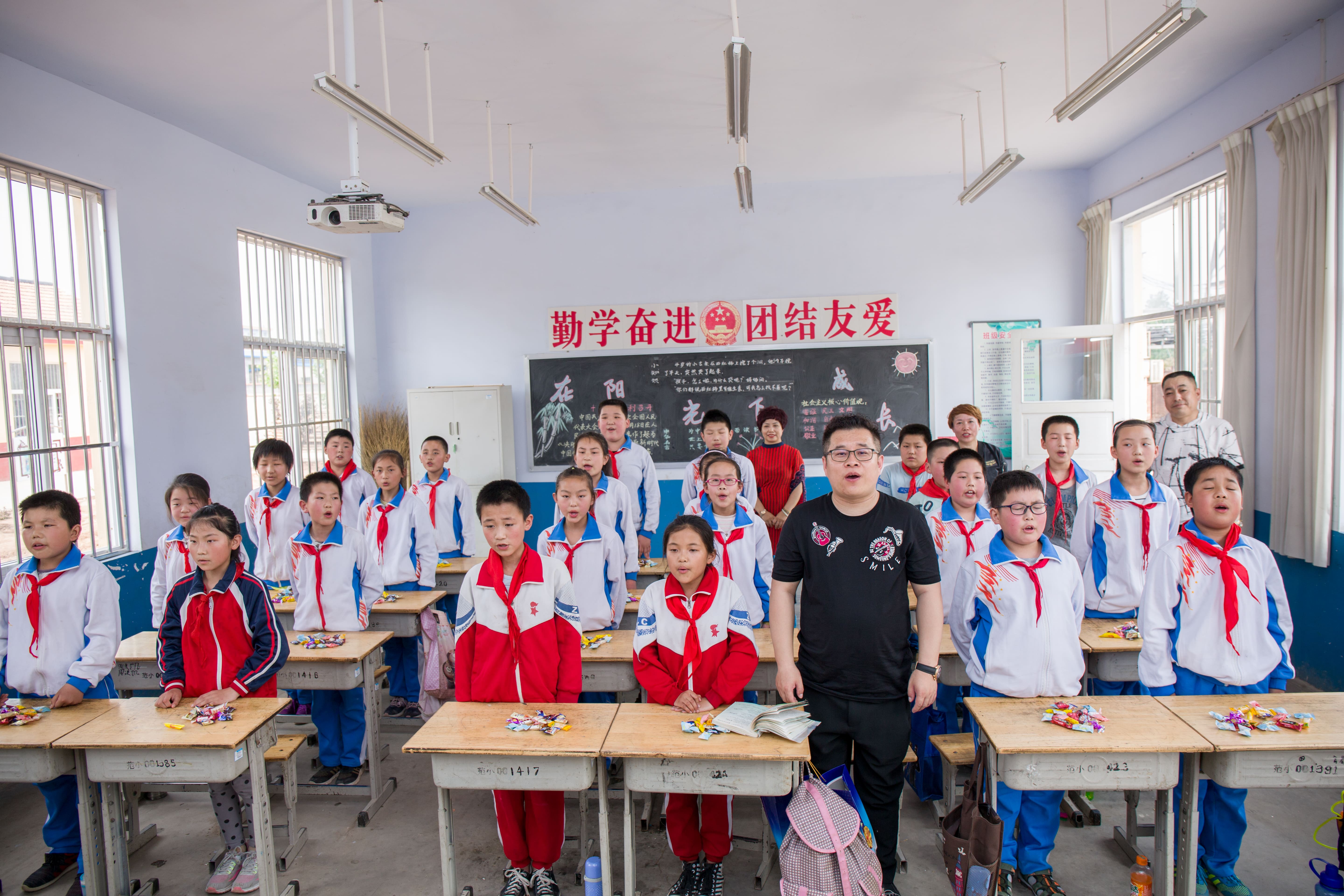 第142所 诸城市贾悦镇范家官庄乐鱼在线登陆入口-乐鱼（中国）
鹿永波小学