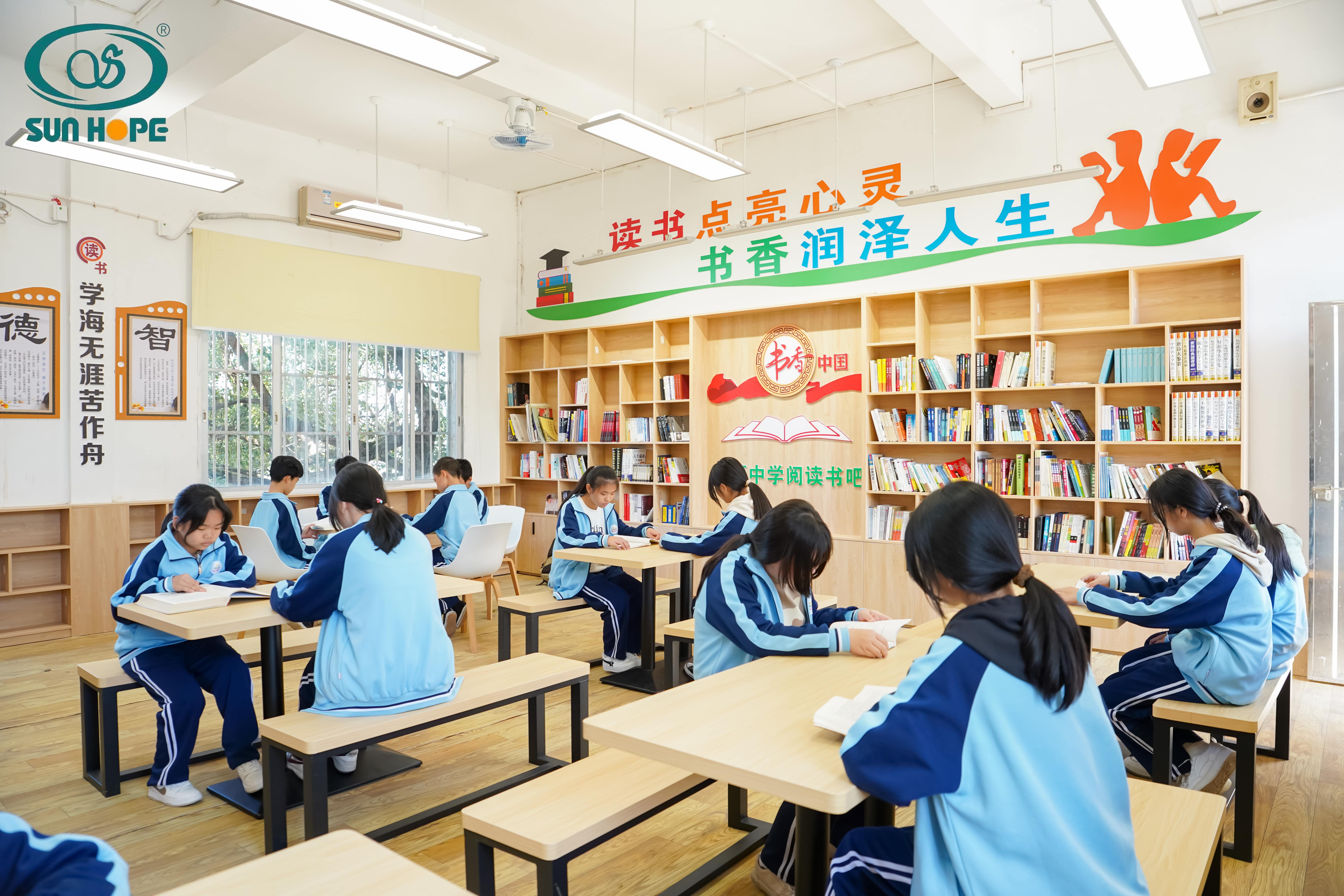 天津高校大学生记者走进乐鱼在线登陆入口-乐鱼（中国）
公益小学开展“书香悦读，筑梦成长”活动