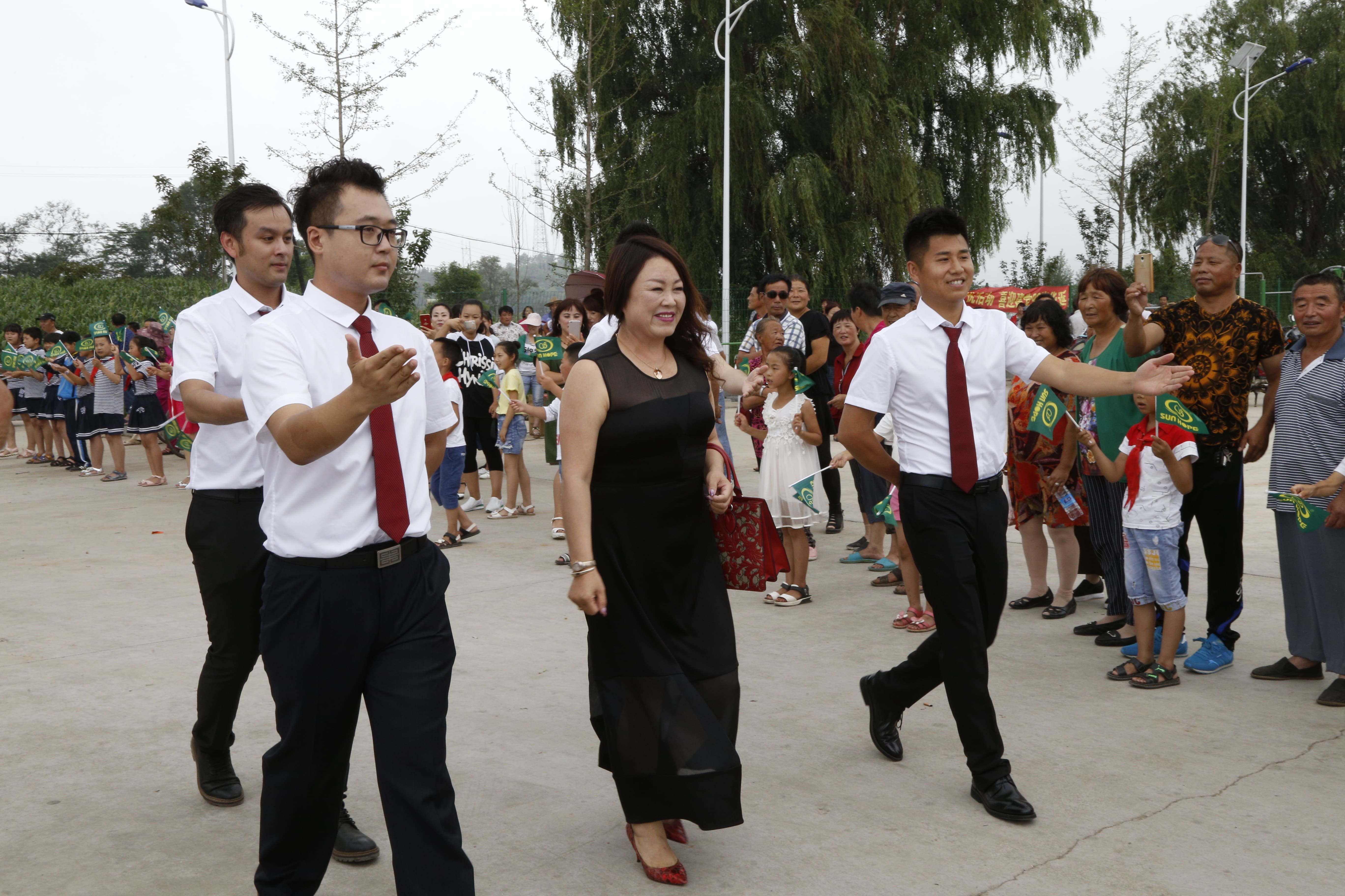 第110所 东港市椅圈镇乐鱼在线登陆入口-乐鱼（中国）
张兰小学