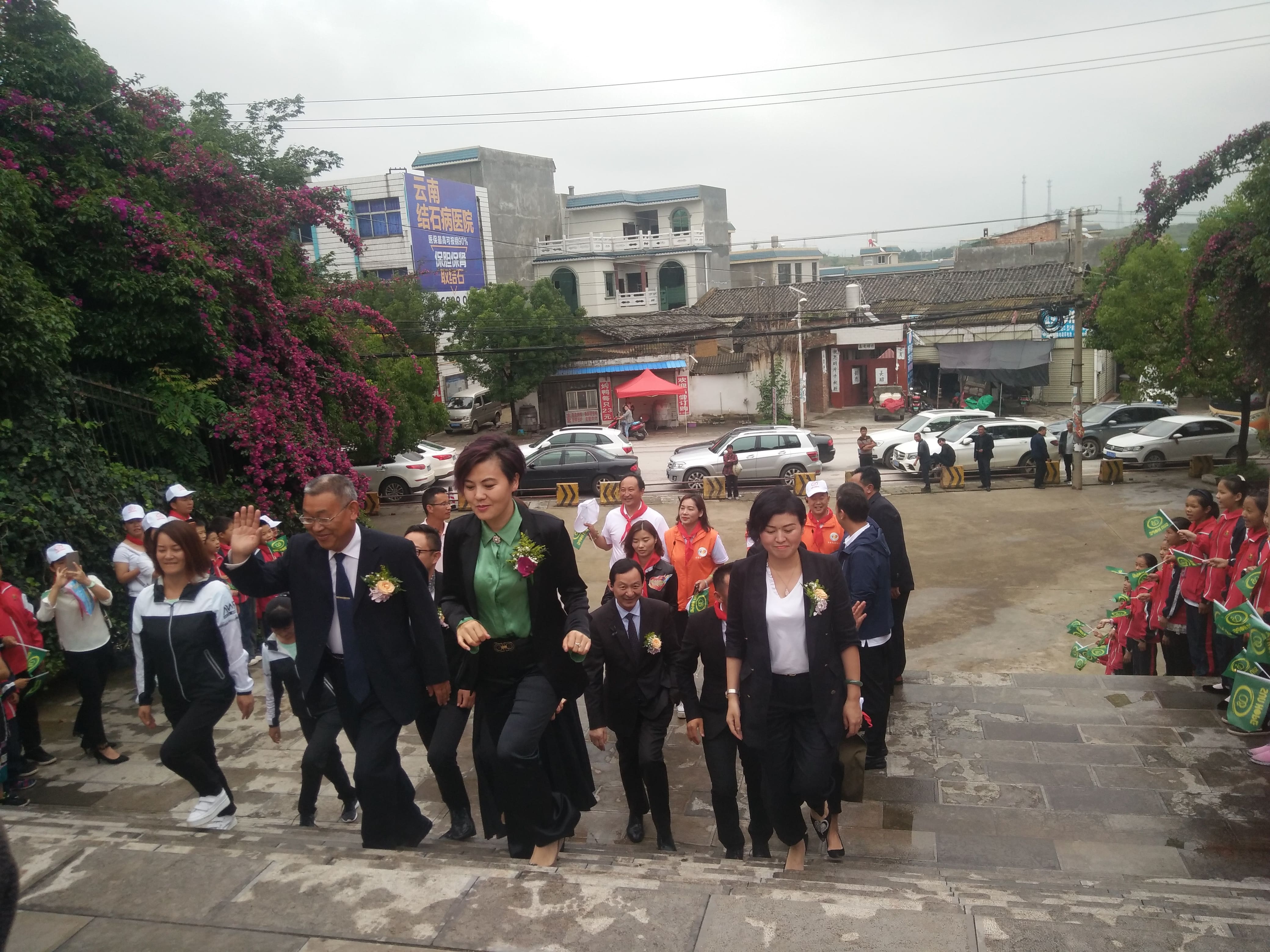 第152所 石林彝族自治县路美邑中心学校路美邑乐鱼在线登陆入口-乐鱼（中国）
李凤莲小学